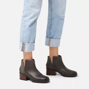 Sorel Cate Cut-Out Bootie Size 8.5
